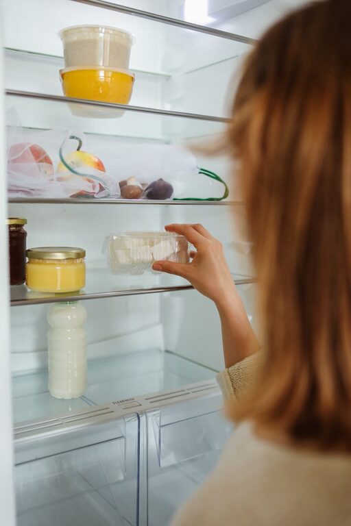 How to Keep a Tidy Fridge and Pantry for a Fresh Kitchen